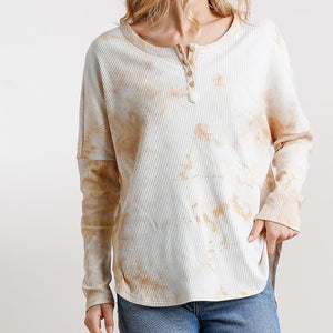 Tie Dye Round Neck Ribbed Button Front Top With Round Hem