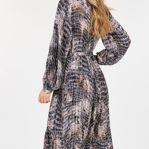 Long Sleeve Pleated Snake Skin Print Midi Dress