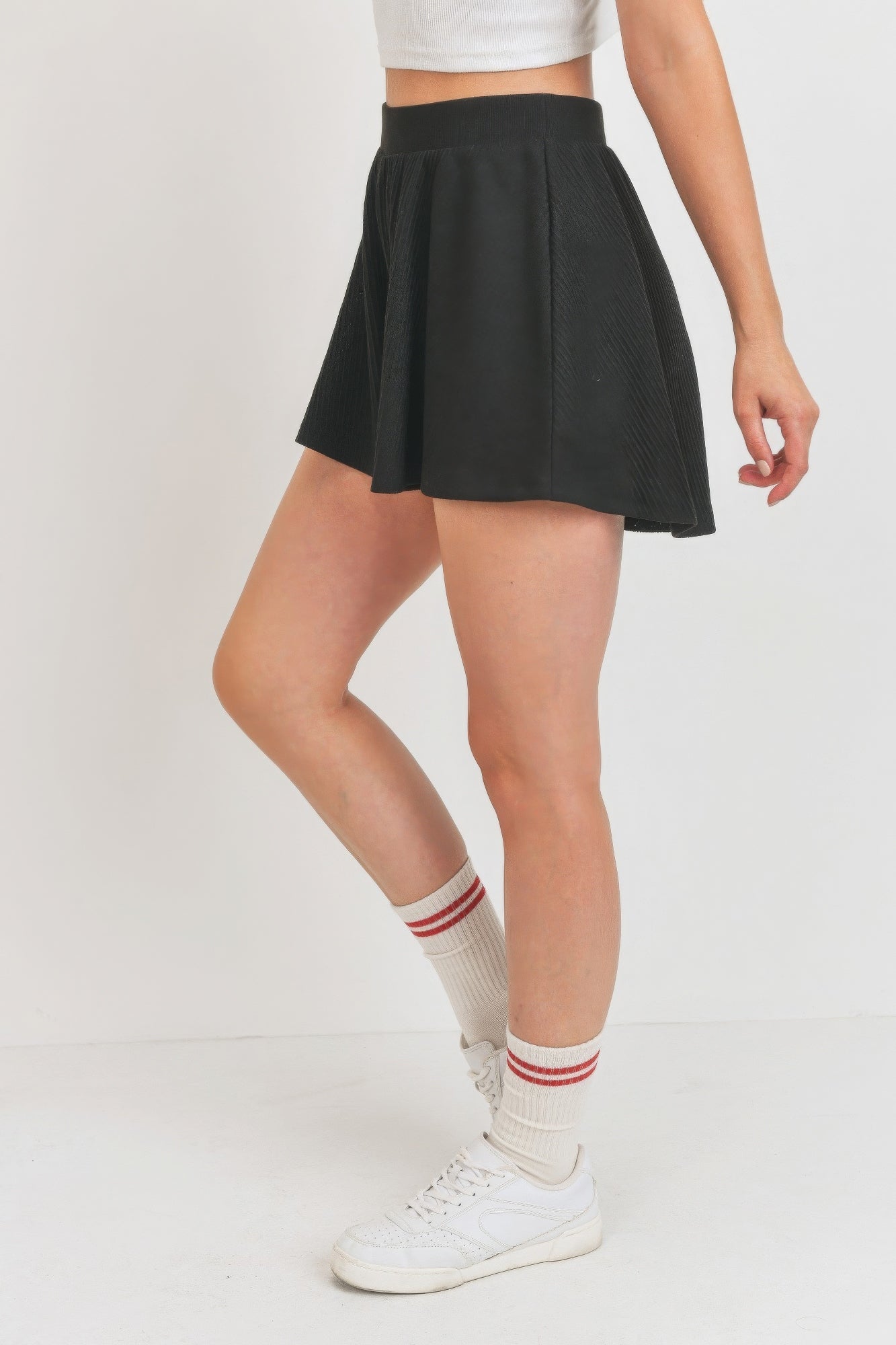 Black Flounce Shorts Micro Waffle