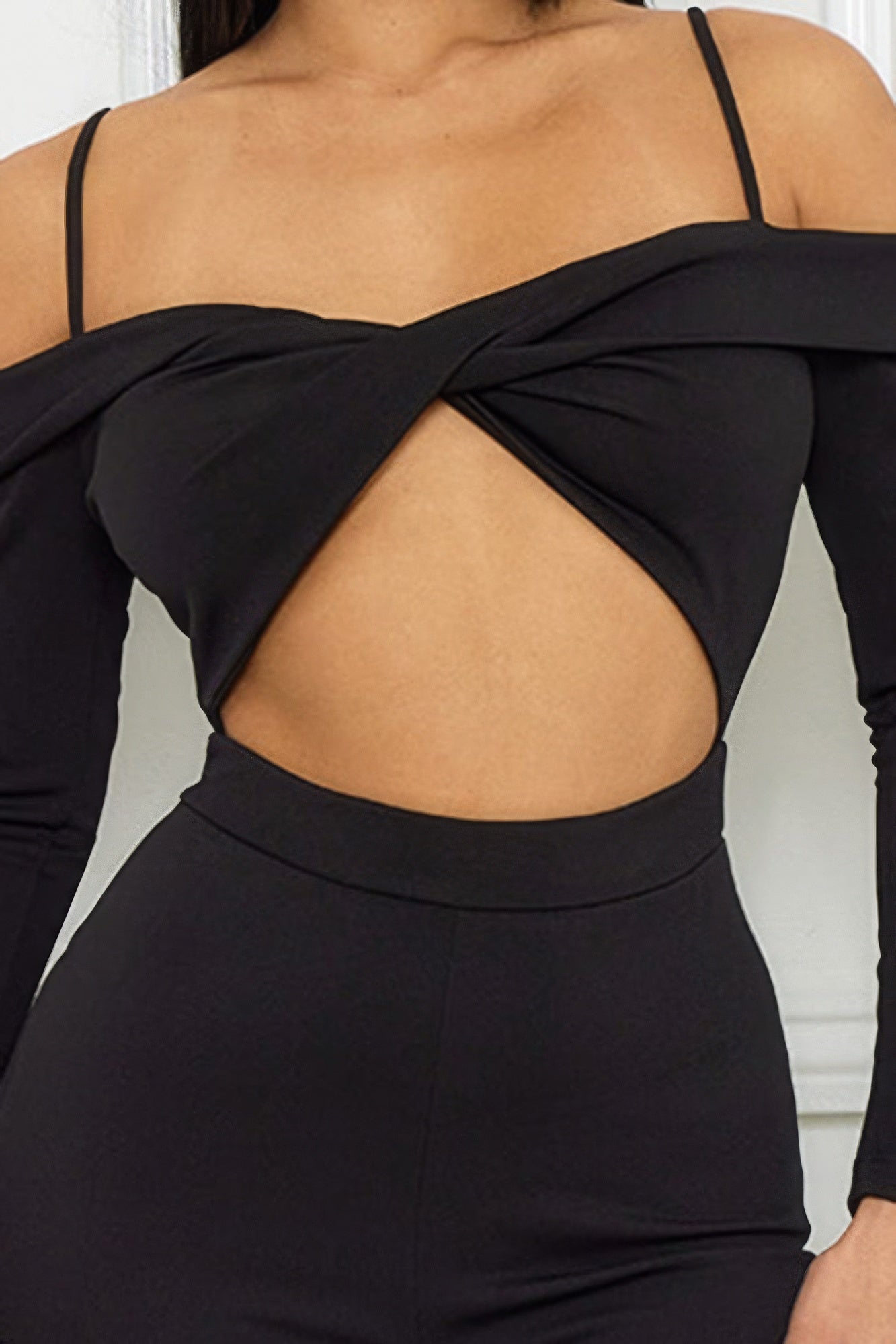 Women Open Shoulder Cutout Detail Jumpsuit in Black