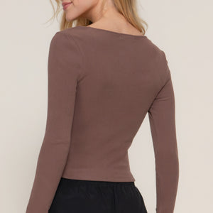 Long sleeve sweetheart neck seam detail knit top